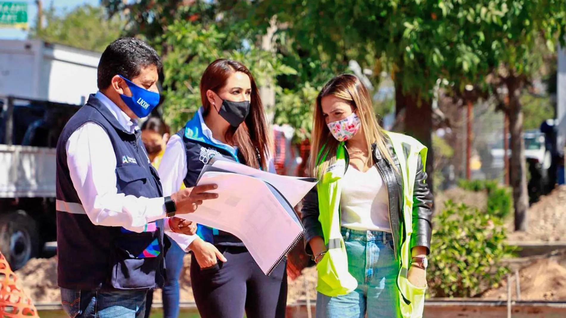 Alcaldesa supervisa obras